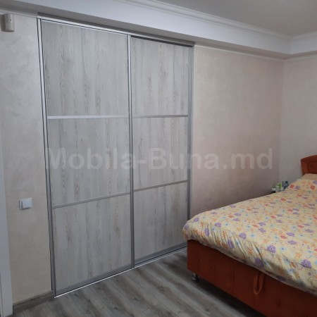 Двери-купе в нишу для спальни А-57